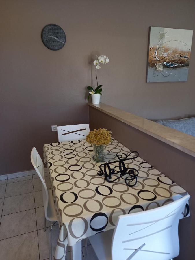 Apartman Katica Banjol Exteriér fotografie